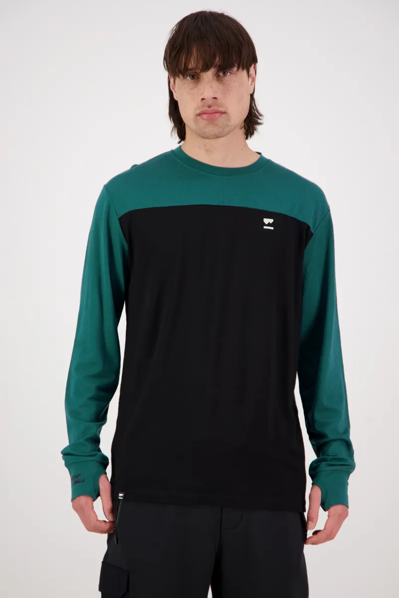 Mons Royale Yotei LS Mens Firstlayer Top - Evergreen-2