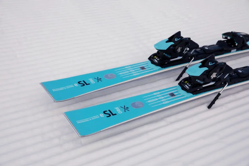 Head Worldcup Rebels e-SL Pro Ski with Freeflex 14 GW Bindings