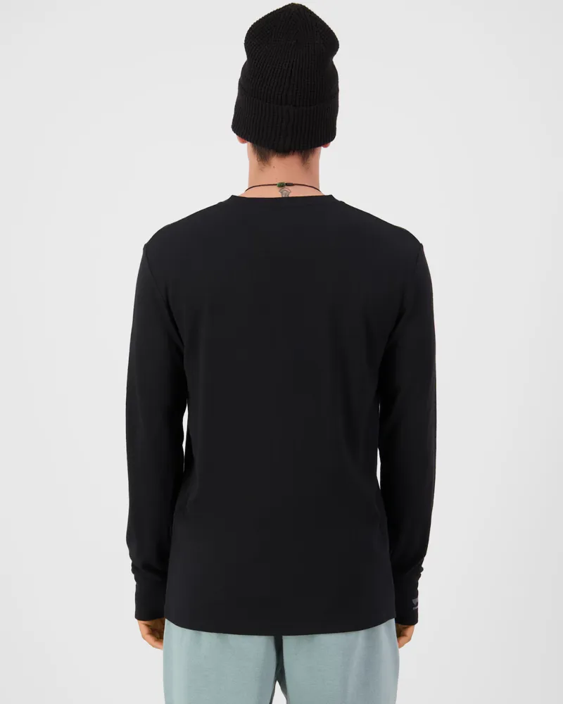 Mons Royale Yotei Classic Merino Mens Top - Black-1