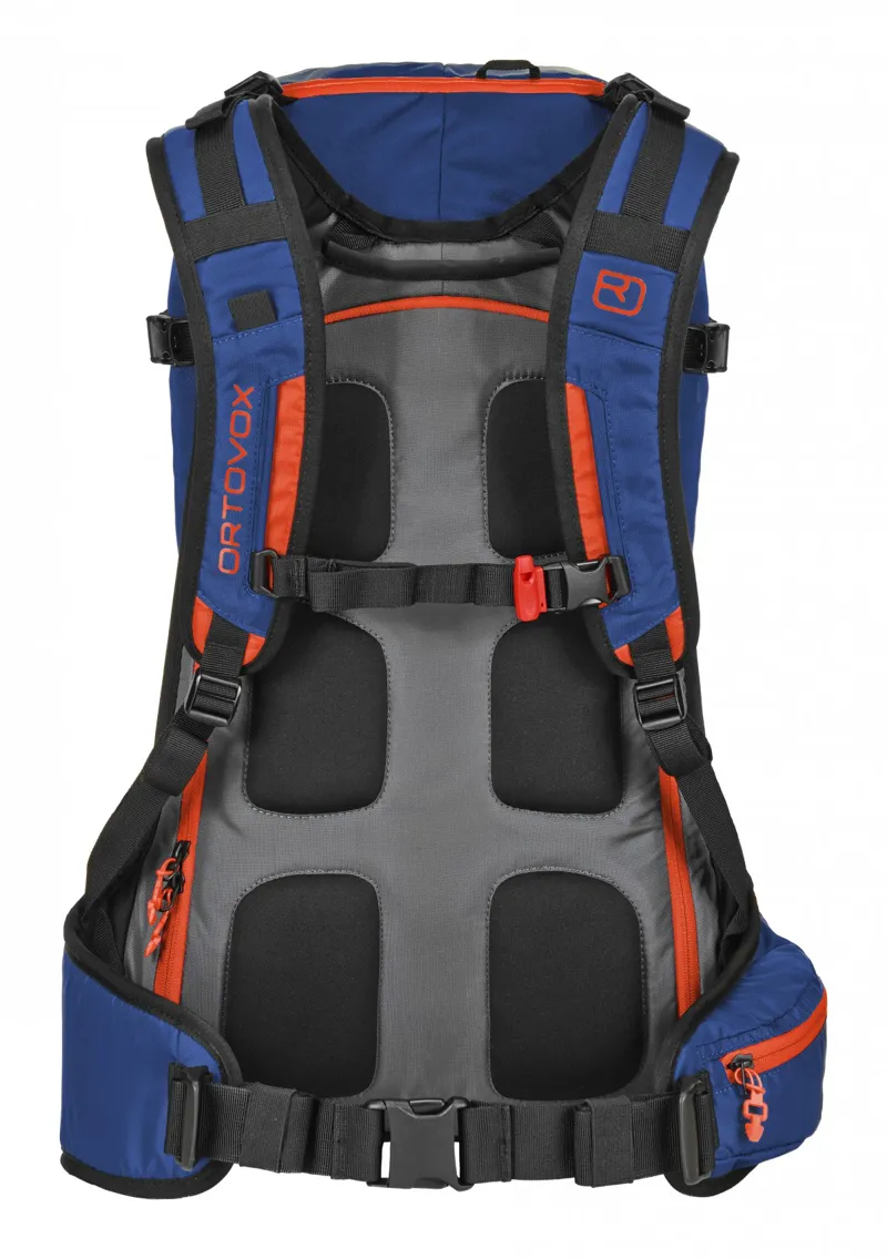 Ortovox Cross Rider 20 Back Pack in Black/Raven-1