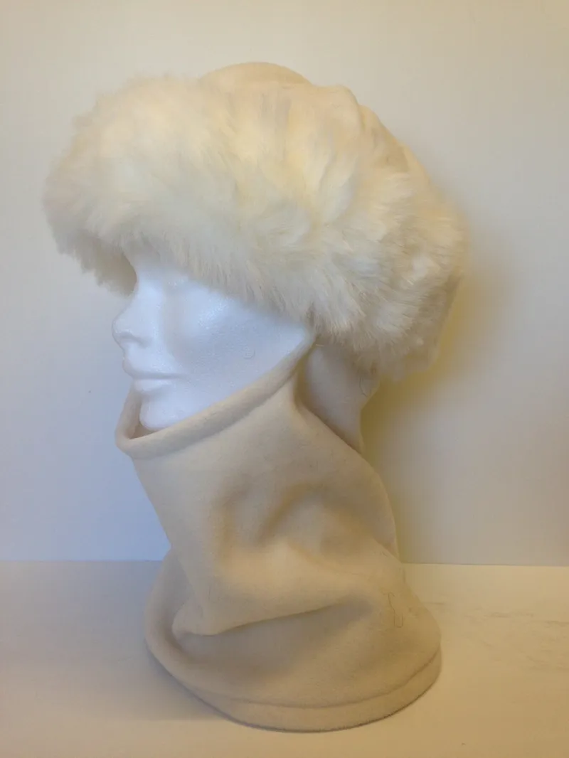 Thaw Short Faux Fur and Fleece Balaclava in Cream