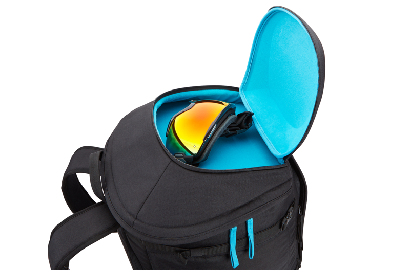 Thule RoundTrip Boot Backpack 60L in Black-4