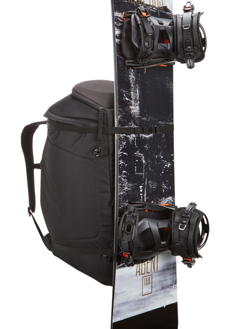 Thule RoundTrip Boot Backpack 60L in Black-2