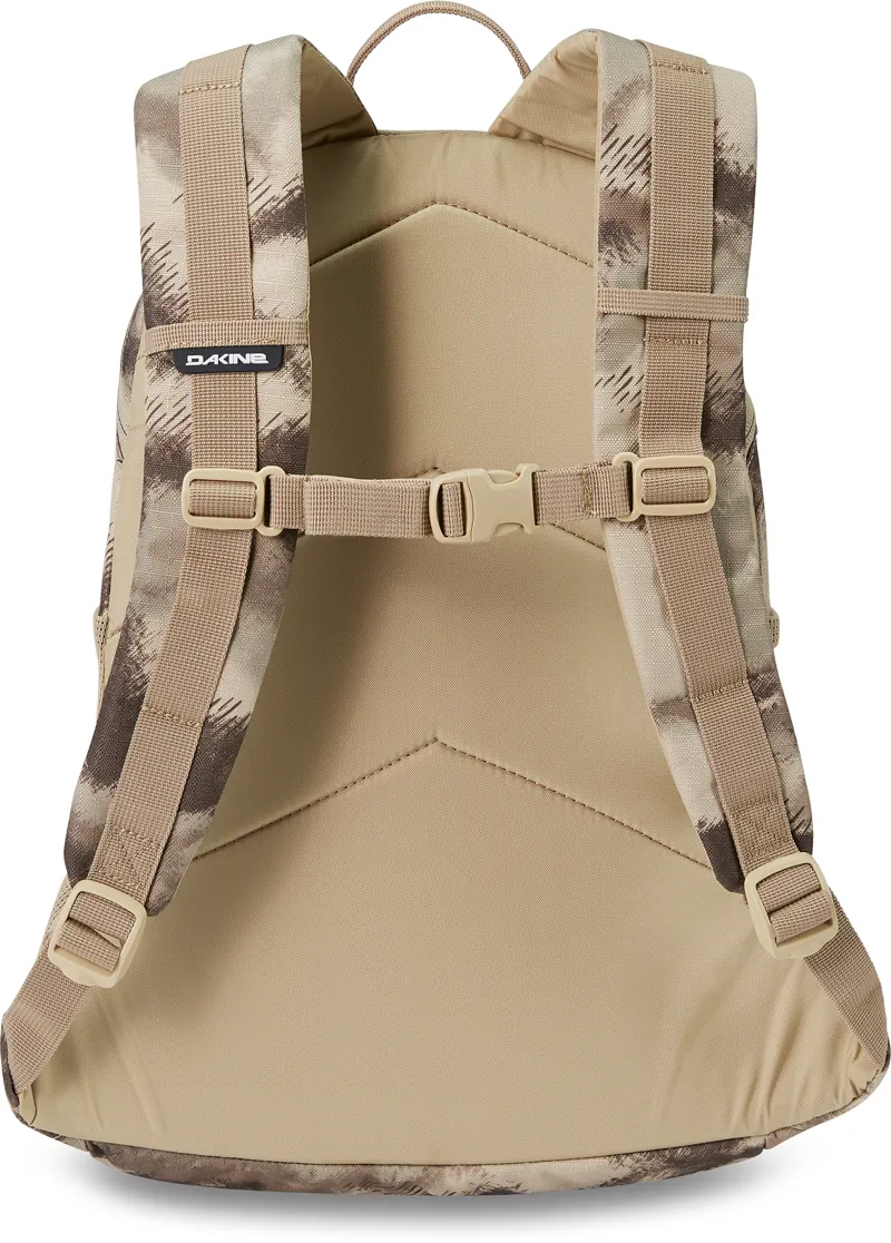 Dakine Wonder 18L Back Pack in Ashcroft Camo-1