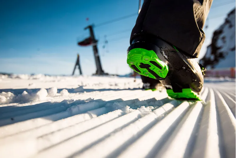 Dalbello Veloce 130 Grip Walk Mens Ski Boots - Black/Green-2