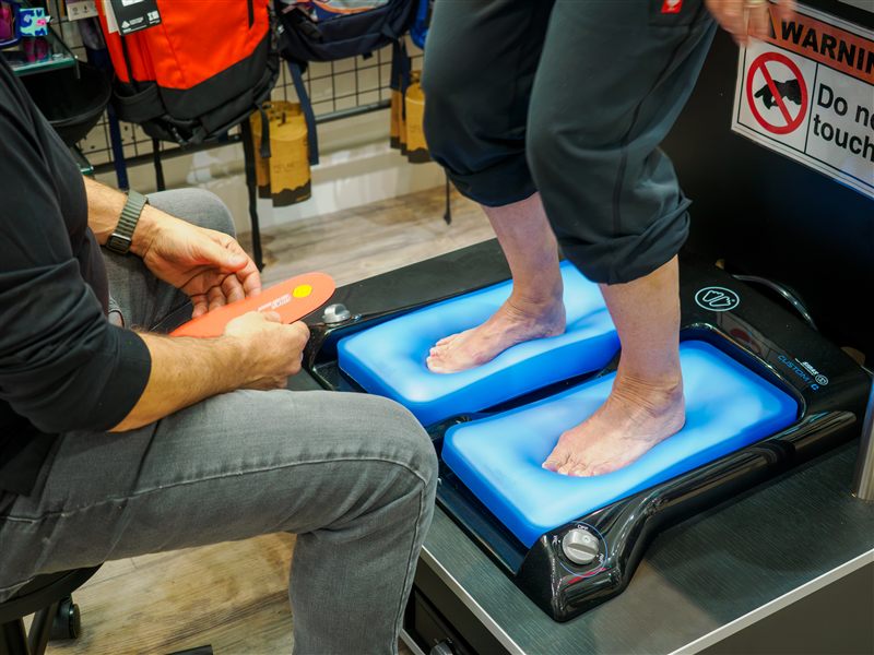 Custom footbed fitting and arch assessment